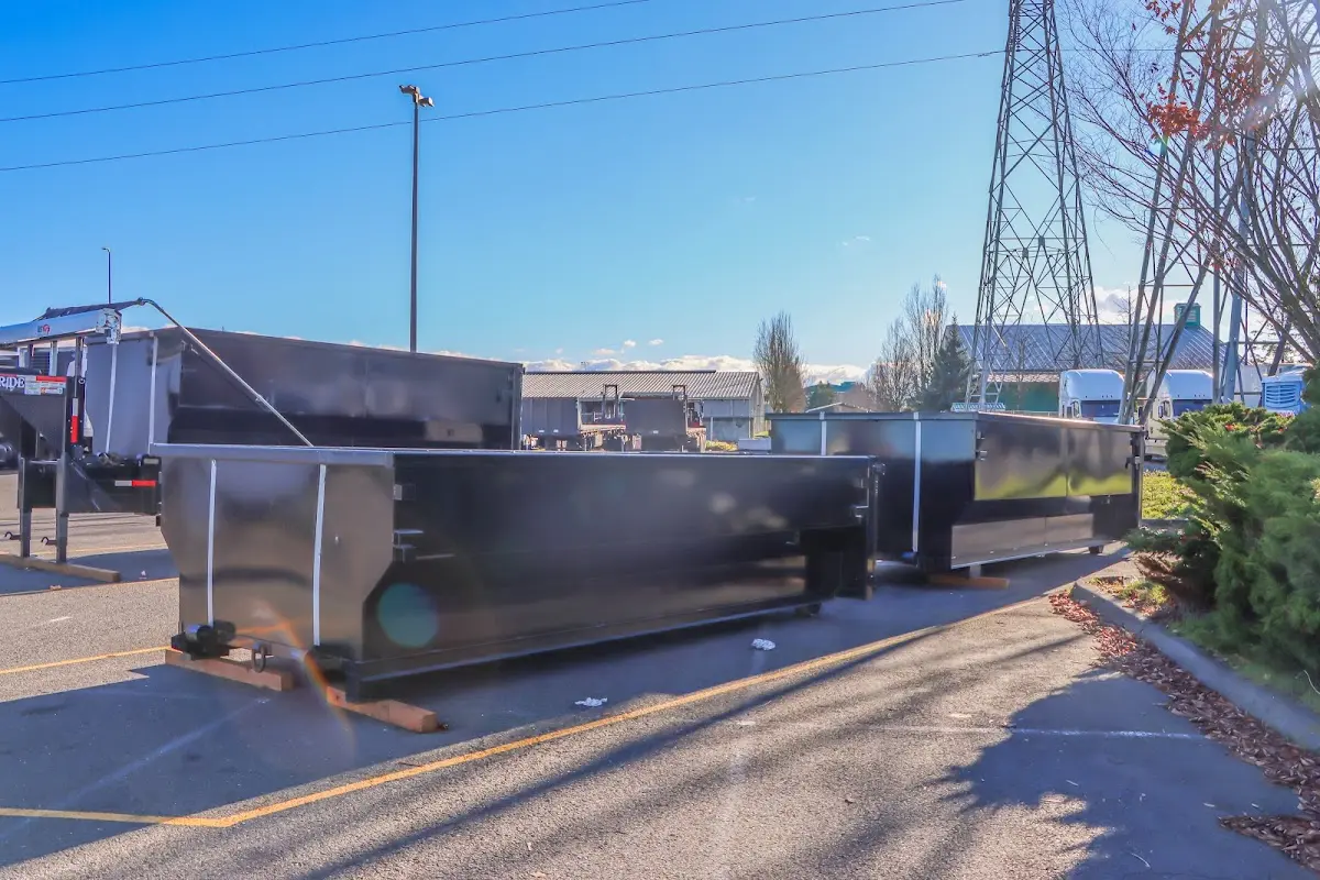 Professional dumpster rental and junk removal service in Lakemoor